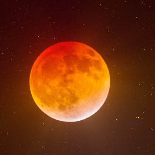 Lua de Sangue, mais um eclipse de Lua